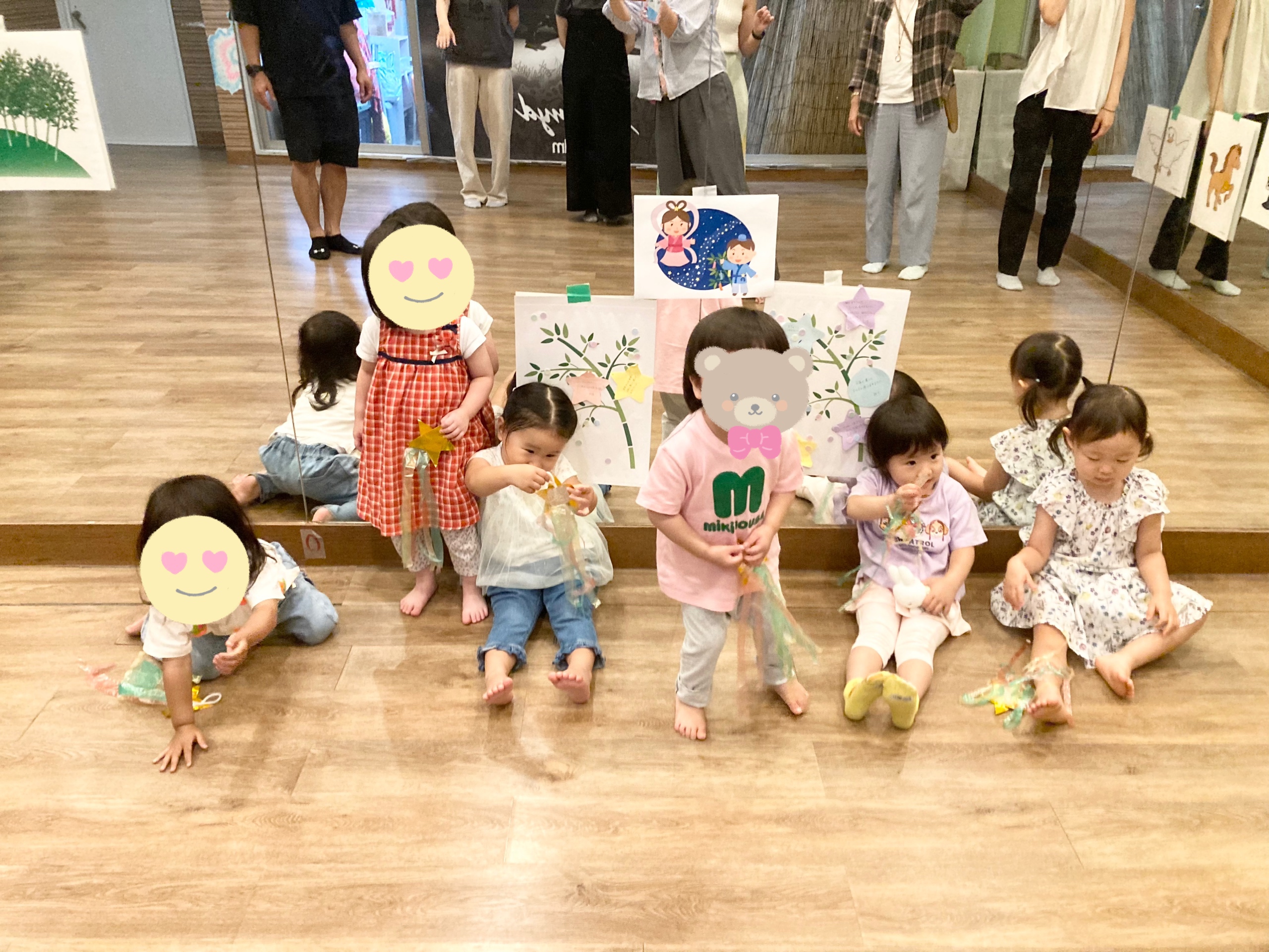 2〜3才クラス七夕レッスン集合写真